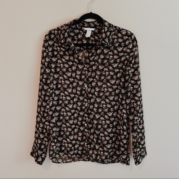 🆕 *NWOT* | H&M | Black Floral Sheer Button Up - Picture 1 of 6